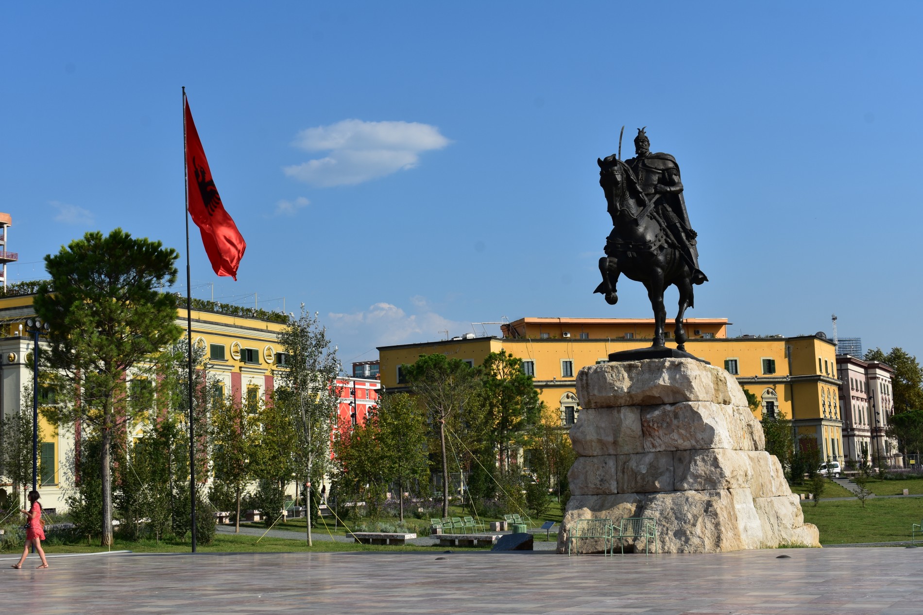 Plaza de Skanderbeg, Tirana